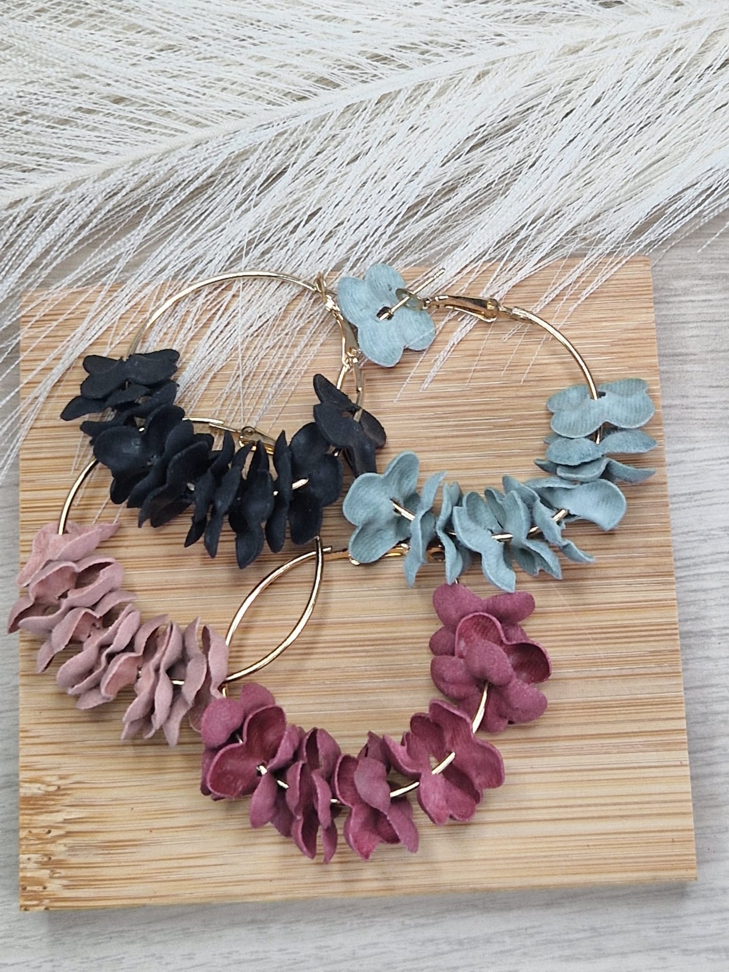 Pendientes Flora Burdeos