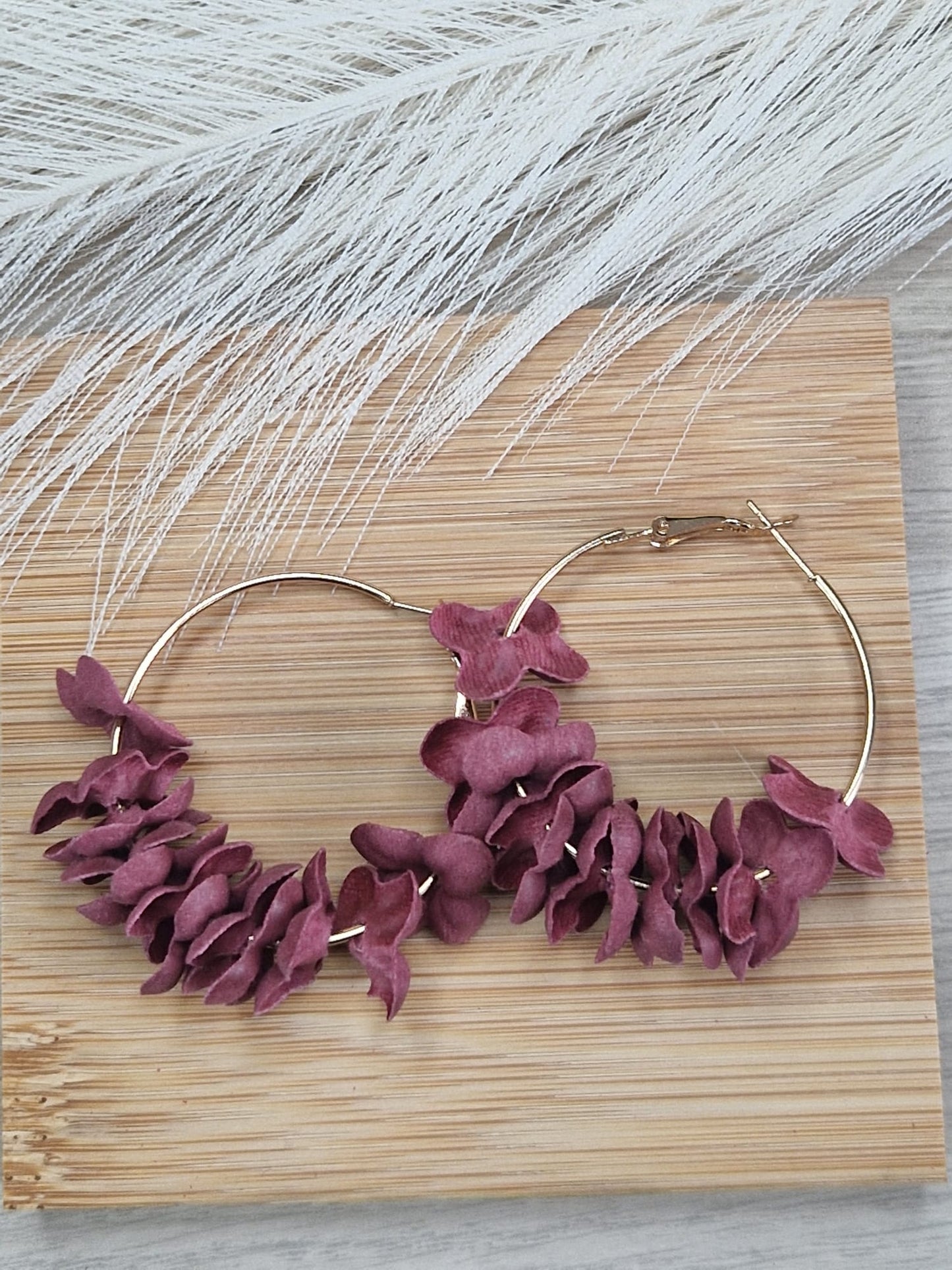 Pendientes Flora Burdeos