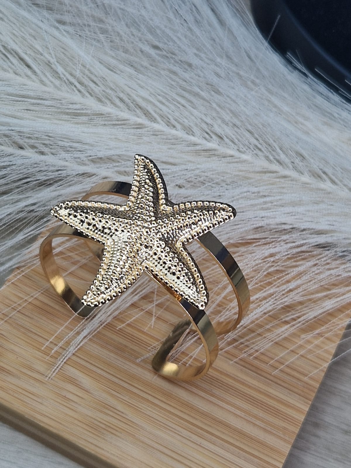 Brazalete Estrella Dorada