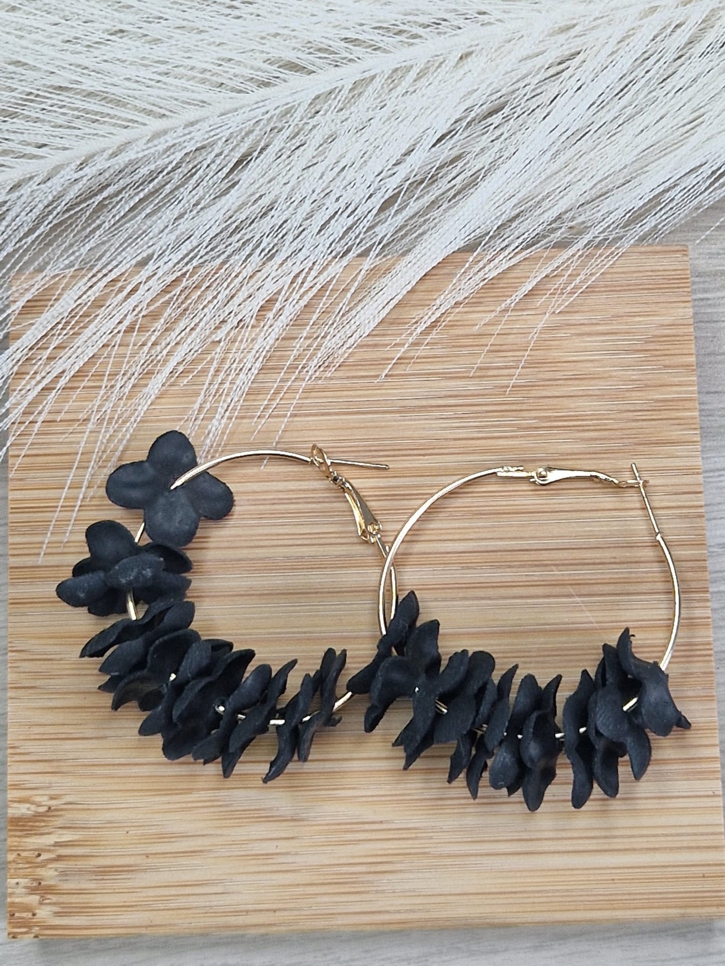 Pendientes Flora Negros