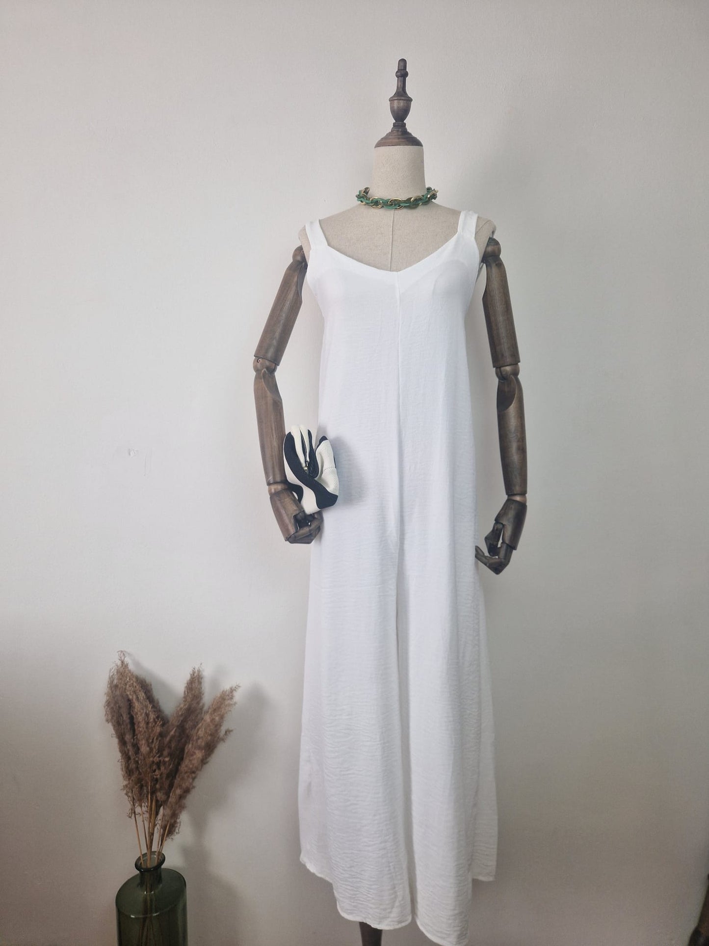 Mono Amelia Blanco